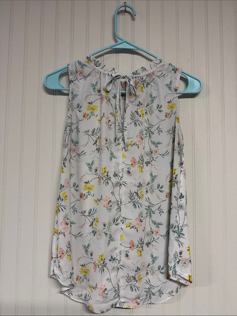 LOFT XSP White Floral Tie-Neck Sleeveless Blouse